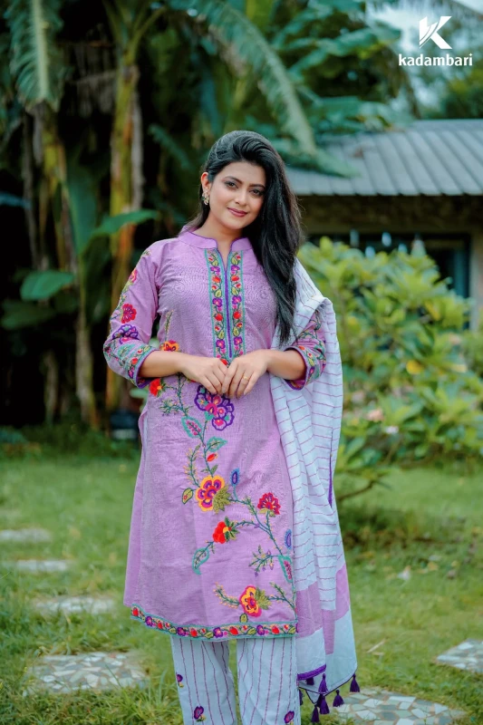 স্পর্শে পুষ্প