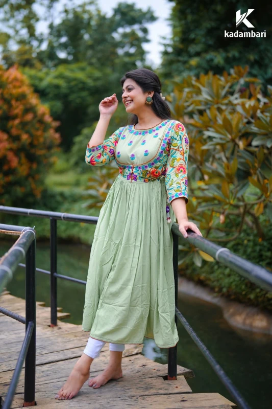 তীক্ষ্ণতা স্নিগ্ধ