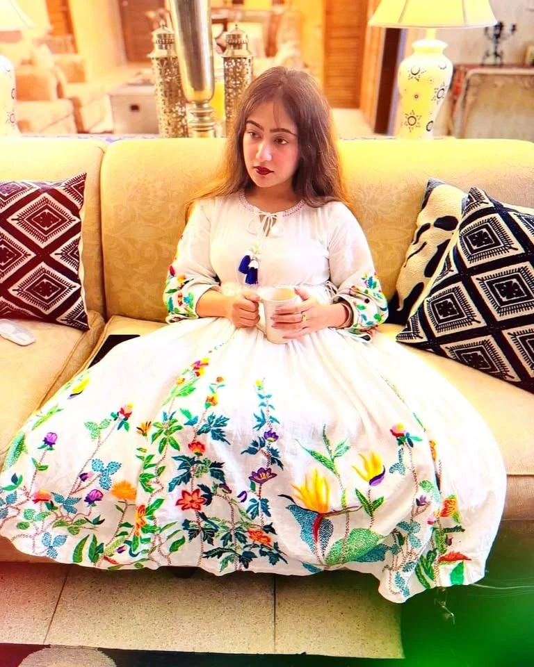 White, Hand-Stitched Cotton Kurti